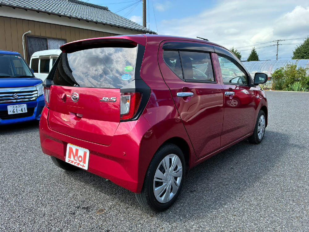 ダイハツ ミライース X-SAⅢ4枚目