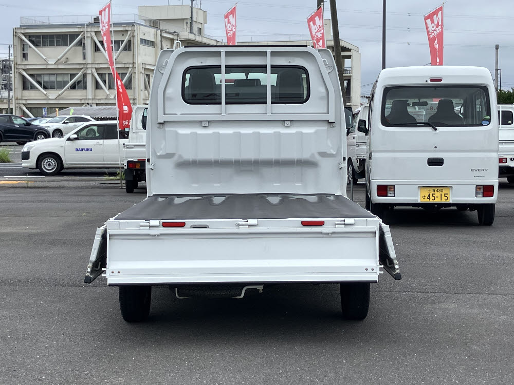 スズキ キャリートラック KCエアコン・パワステ 4WD 5MT4枚目