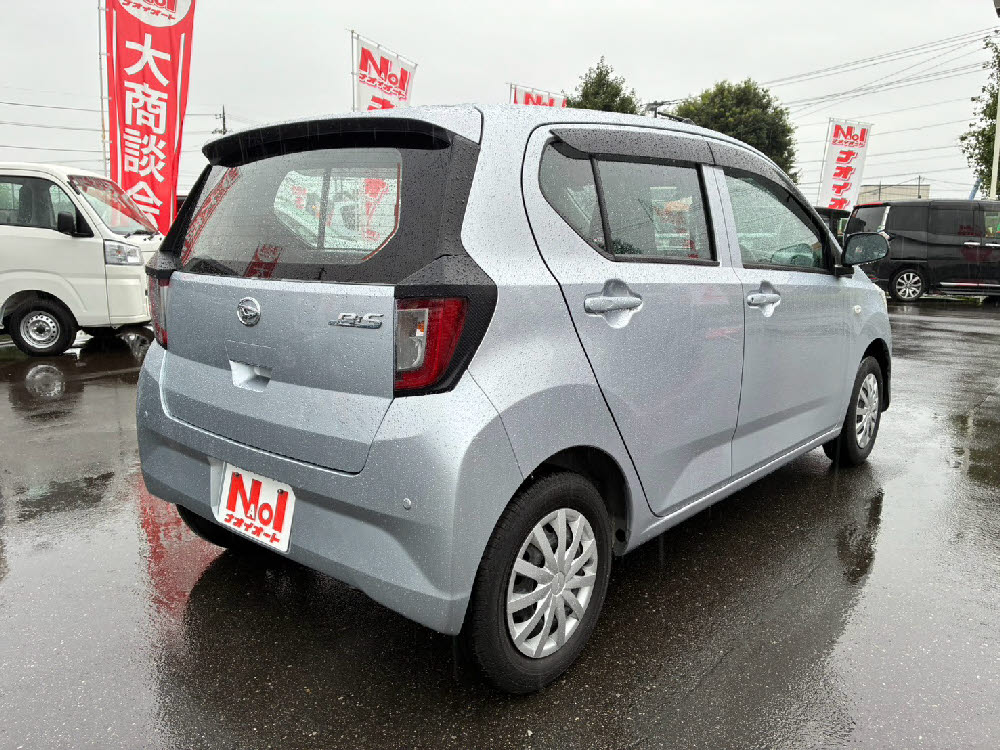 ダイハツ　ミライース　L-SAⅢ4枚目