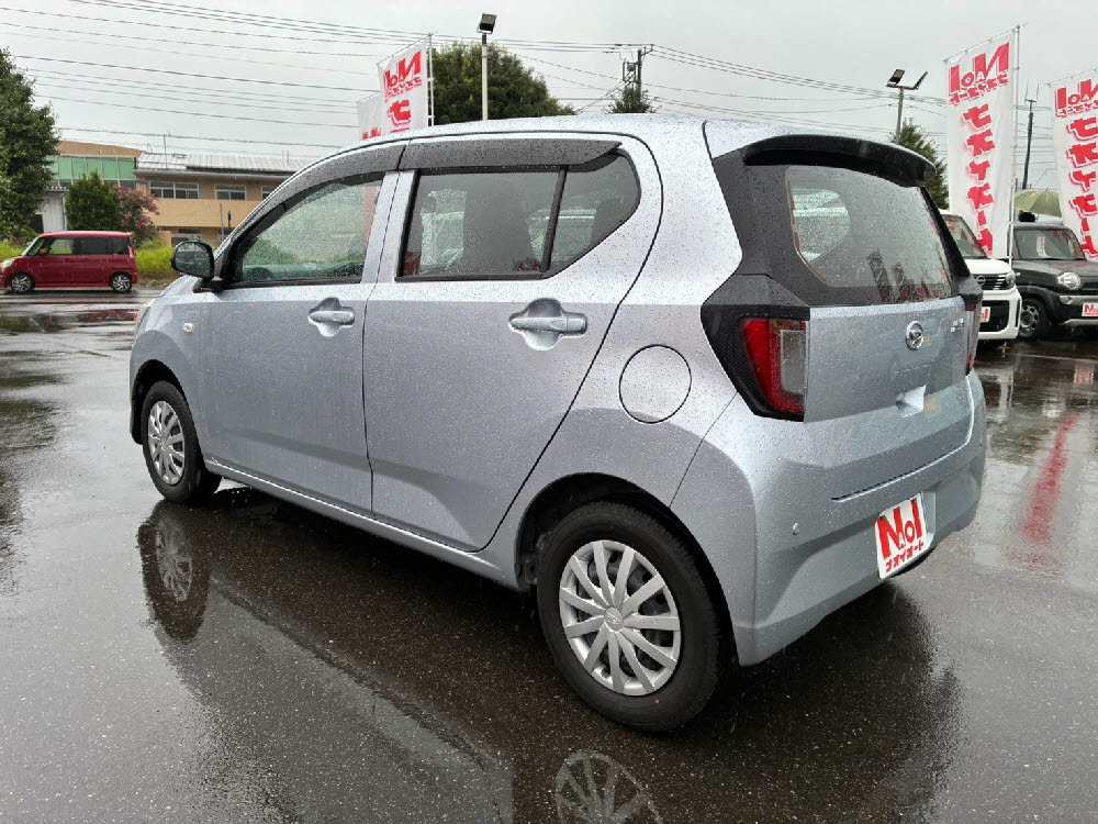 ダイハツ　ミライース　L-SAⅢ6枚目