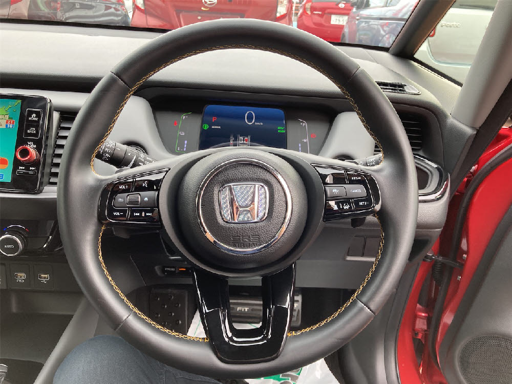 ホンダ　フィット e:HEV　RS12枚目