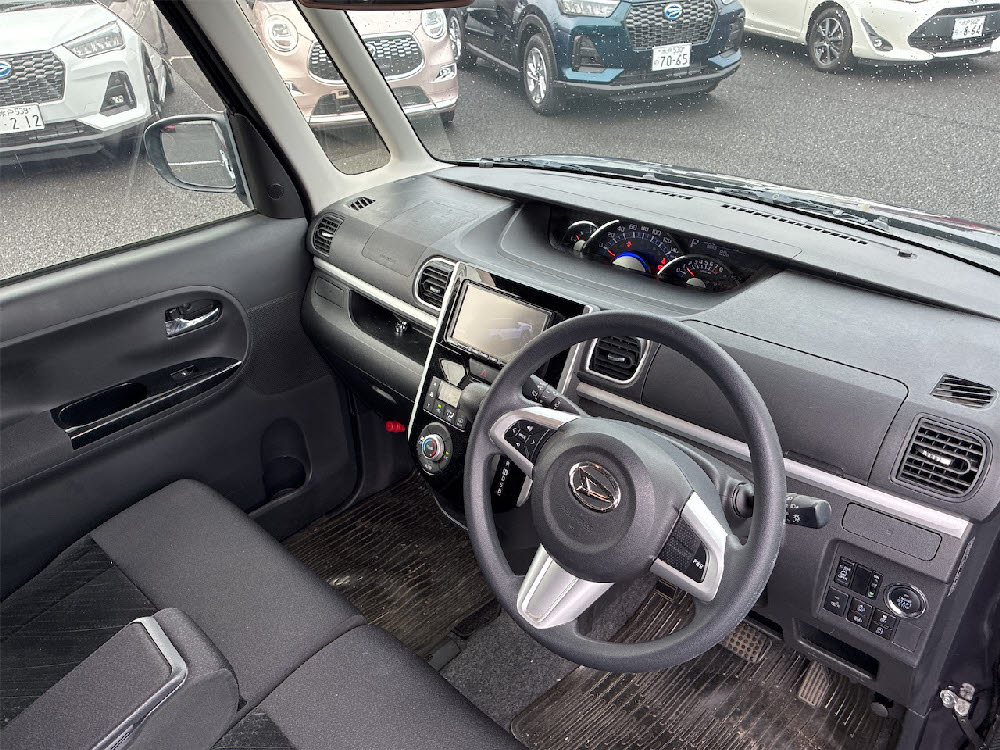 ダイハツ　タントカスタム　X-SAⅢ9枚目