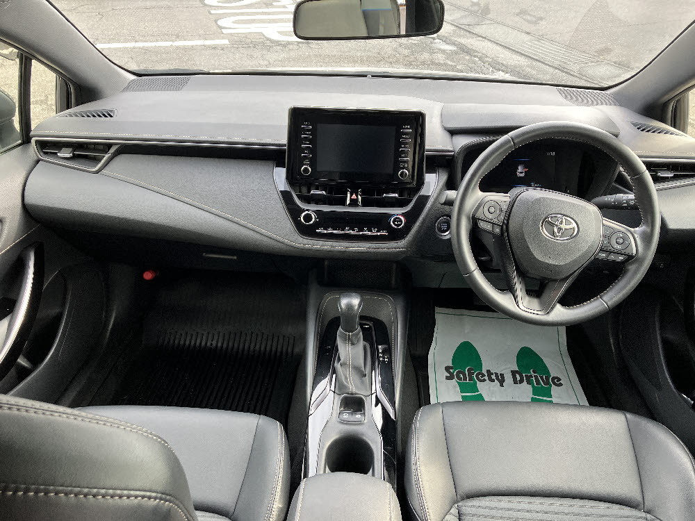 トヨタ カローラツーリング W×B9枚目