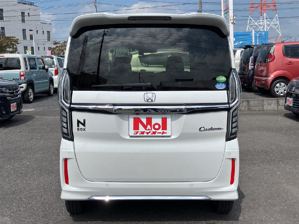 ホンダ N BOXカスタム L4枚目