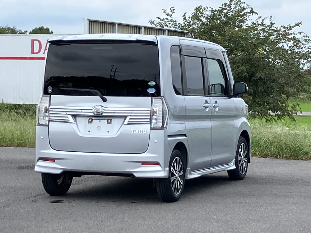 ダイハツ タントカスタム XトップエディションSA 29商談4枚目
