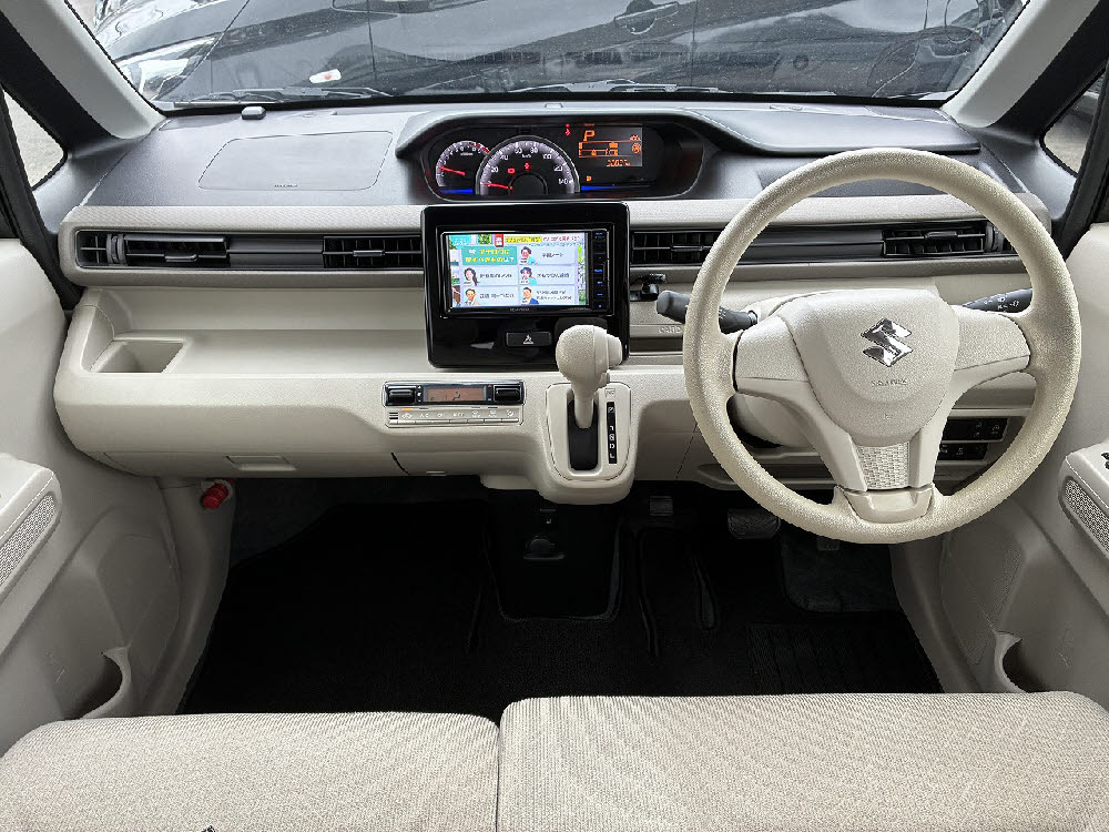 スズキ　ワゴンR HYBRID FX5枚目