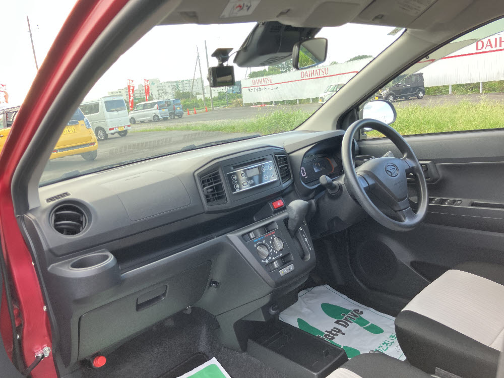 ダイハツ ミライース L-SAⅢ10枚目