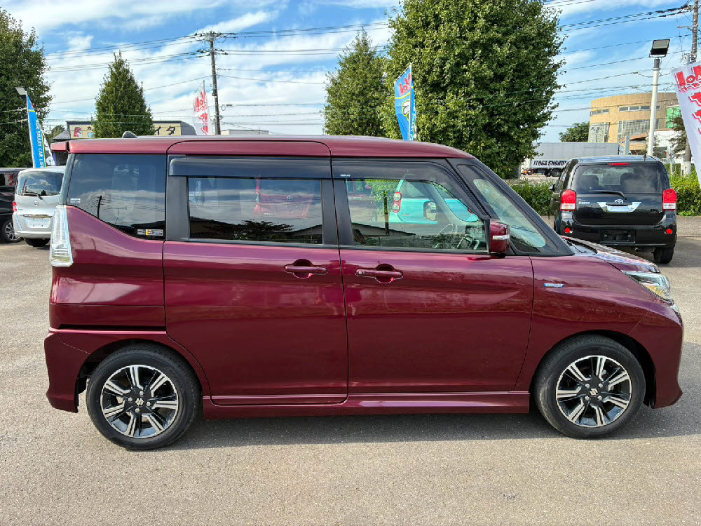 スズキ ソリオバンディット HYBRID MV3枚目