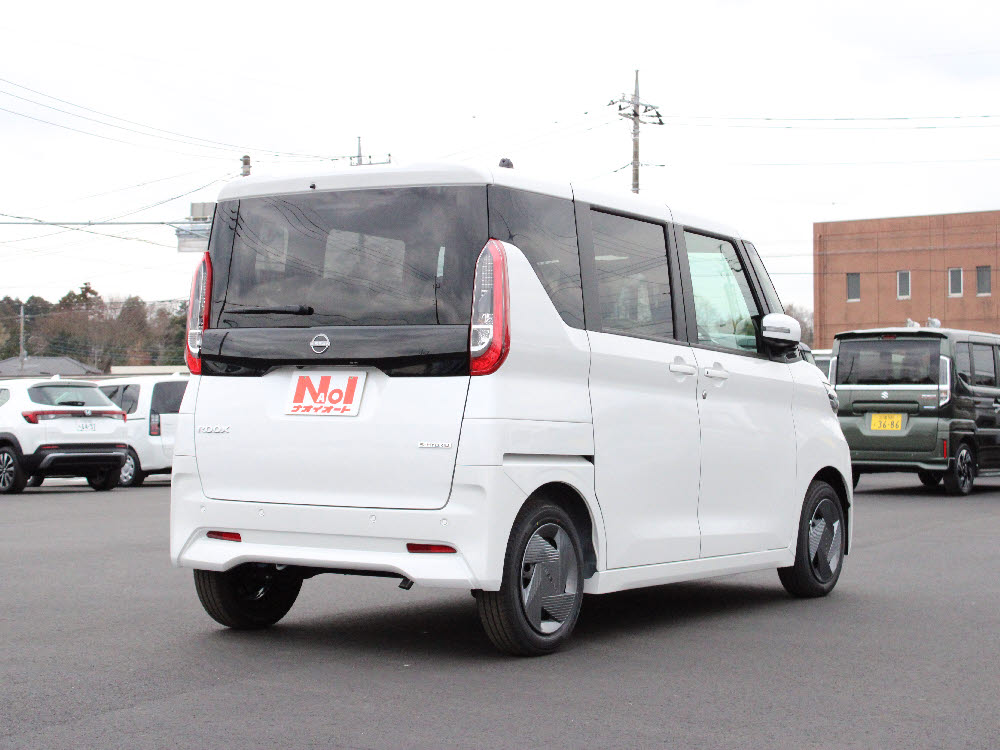 ニッサン　ルークス X4枚目