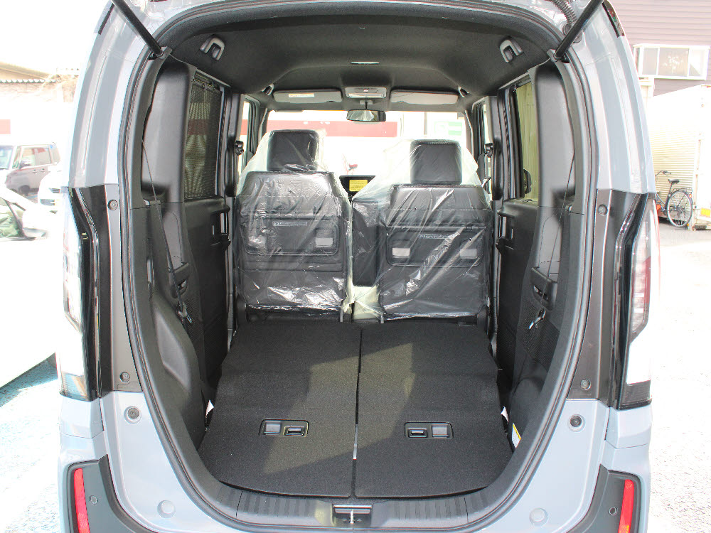 ホンダ　Ｎ ＢＯＸカスタム　コーディネートスタイル 8インチナビ16枚目