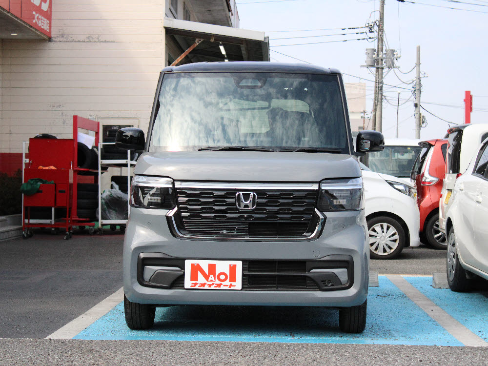 ホンダ　Ｎ ＢＯＸカスタム　コーディネートスタイル 8インチナビ1枚目