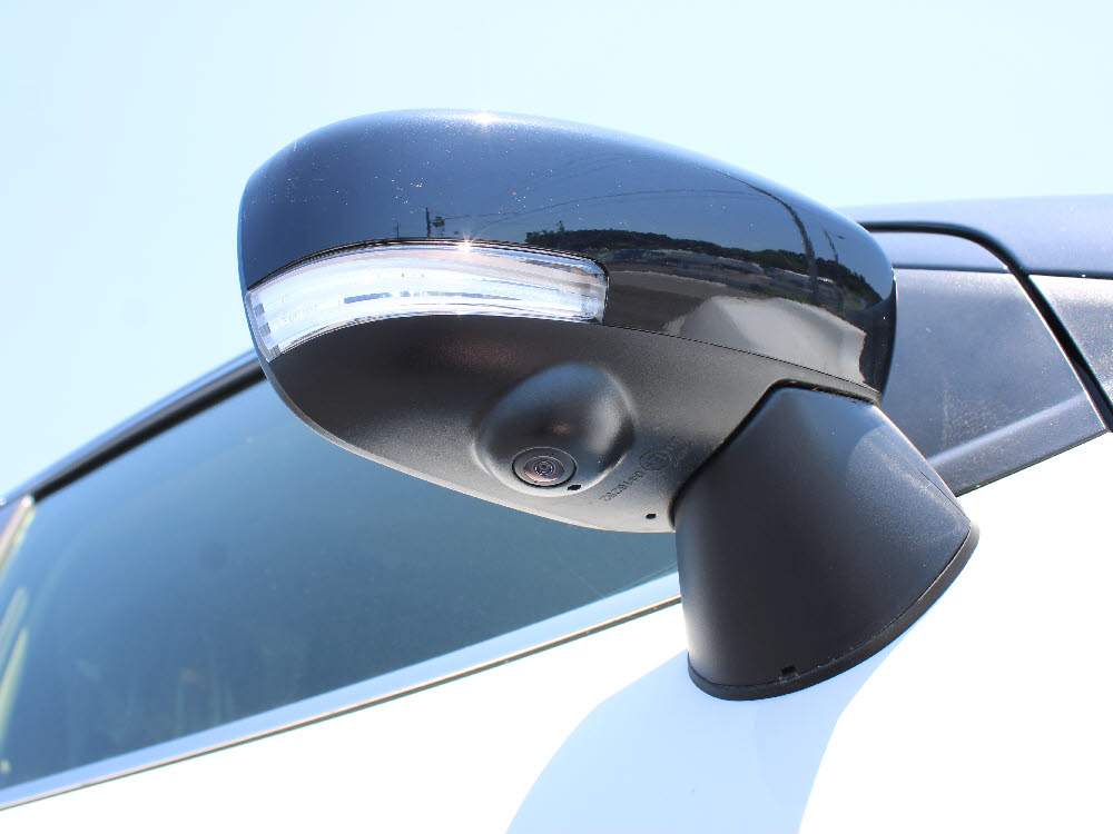 スズキ　フロンクス 2WD ナビ付11枚目