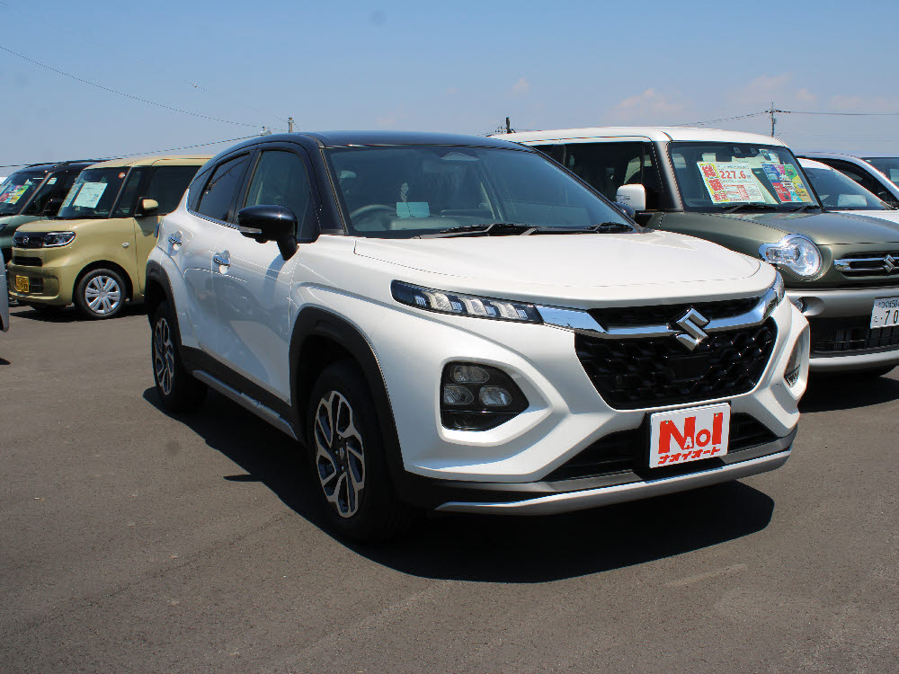 スズキ　フロンクス 2WD ナビ付2枚目