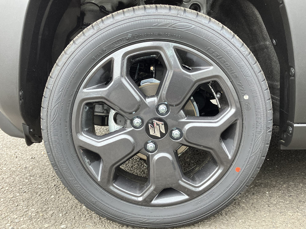 スズキ　ハスラー タフワイルド 2WD ナビ付8枚目