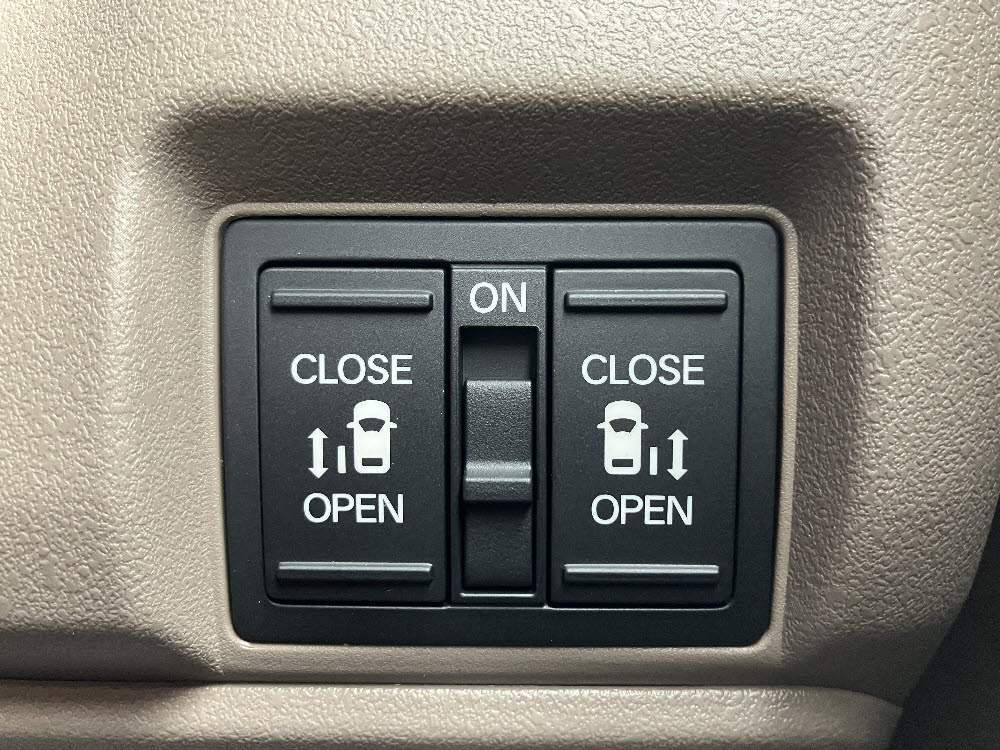 ホンダ　Ｎ ＢＯＸ ＪＯＹ 8インチディスプレイオーディオ　18枚目