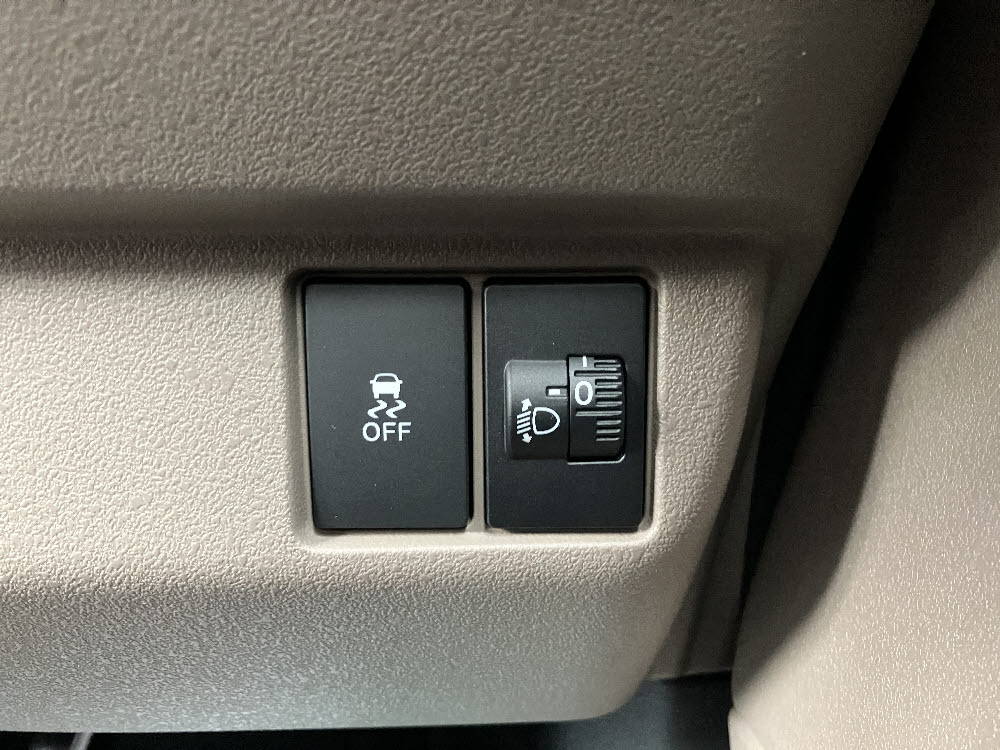 ホンダ　Ｎ ＢＯＸ ＪＯＹ 8インチディスプレイオーディオ　7枚目