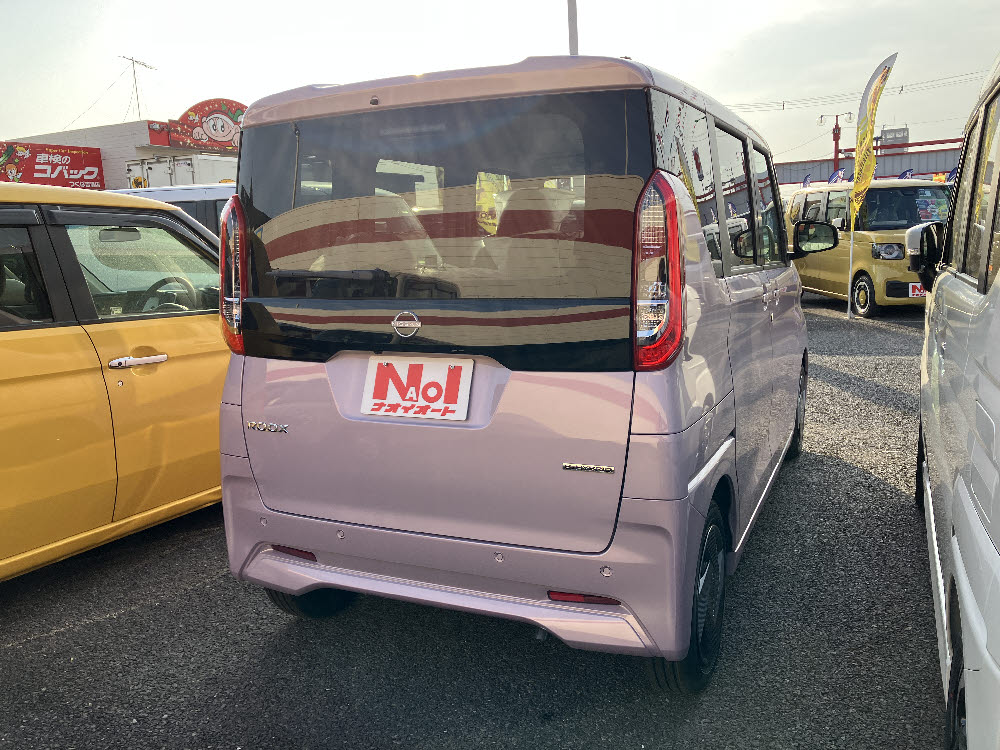 ニッサン　ルークス　X　11枚目