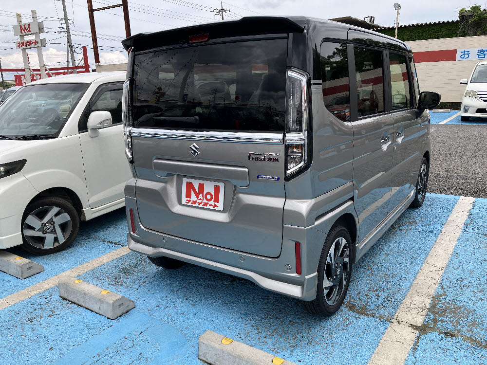 スズキ　スペーシアカスタム HYBRID XSナビ付13枚目