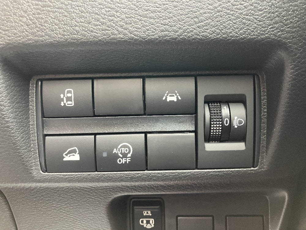 ミツビシ　デリカミニ G ODレス18枚目