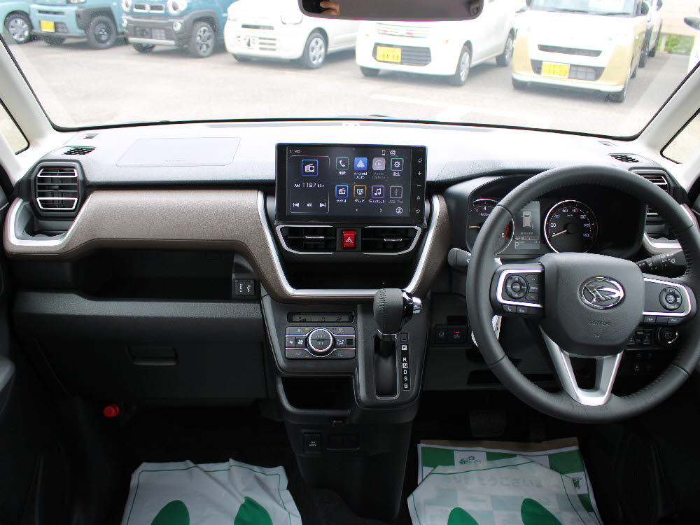 ダイハツ　ムーヴ　RS　9インチDO18枚目