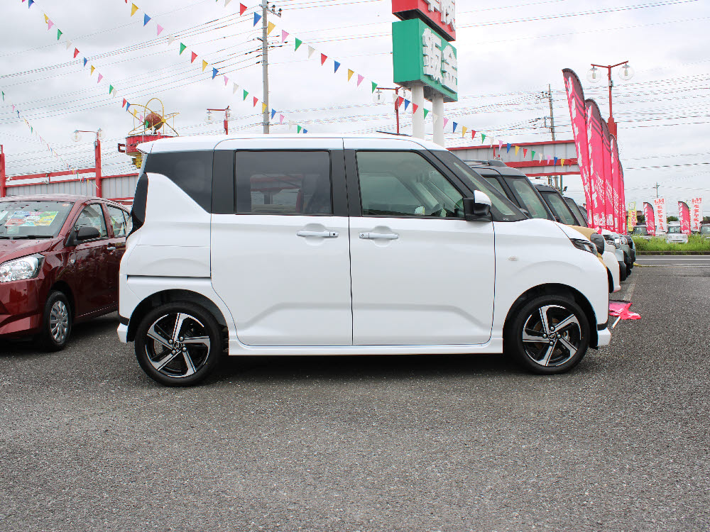 ダイハツ　ムーヴ　RS　9インチDO3枚目