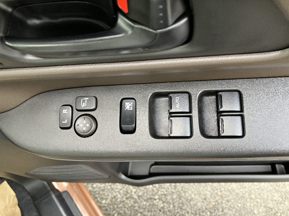 スズキ　スペーシア　HYBRID　G　ODレス14枚目