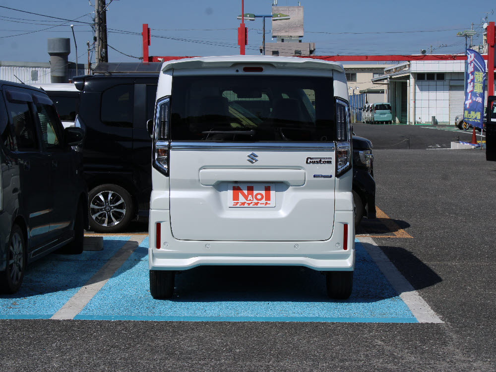 スズキ　スペーシアカスタム HYBRID XS ナビ付5枚目