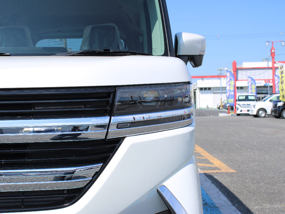 スズキ　スペーシアカスタム HYBRID XS ナビ付8枚目