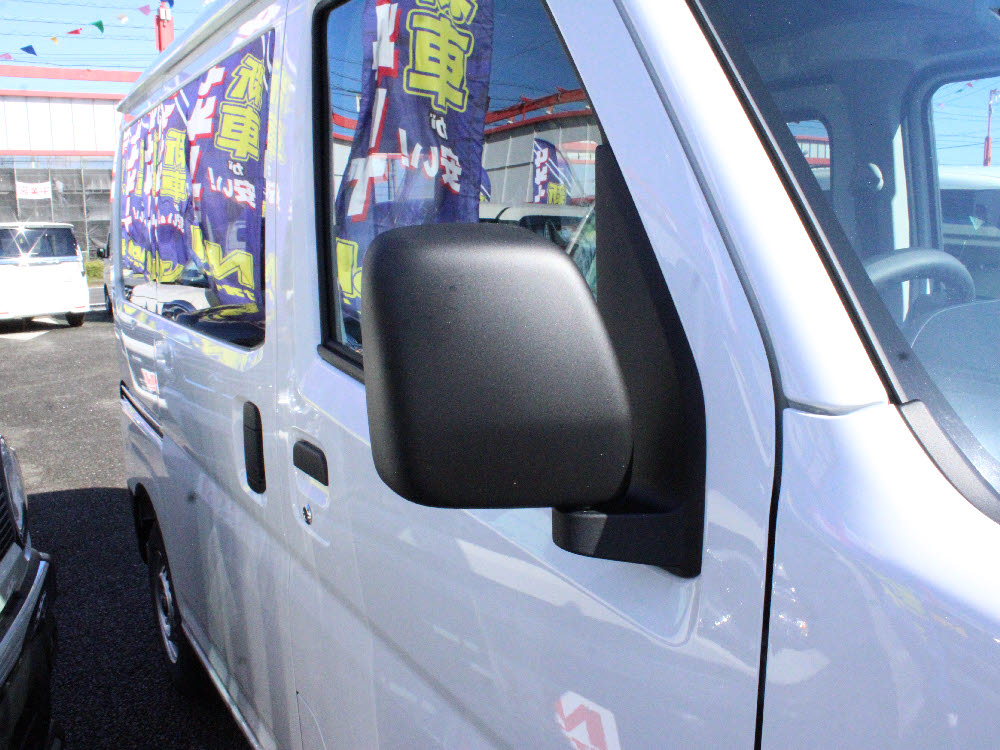 ダイハツ　ハイゼットカーゴ　デラックス11枚目