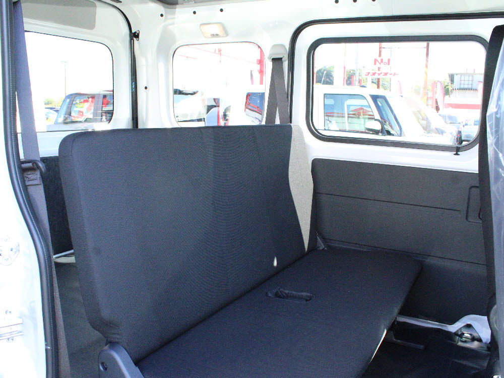 ダイハツ　ハイゼットカーゴ　デラックス16枚目