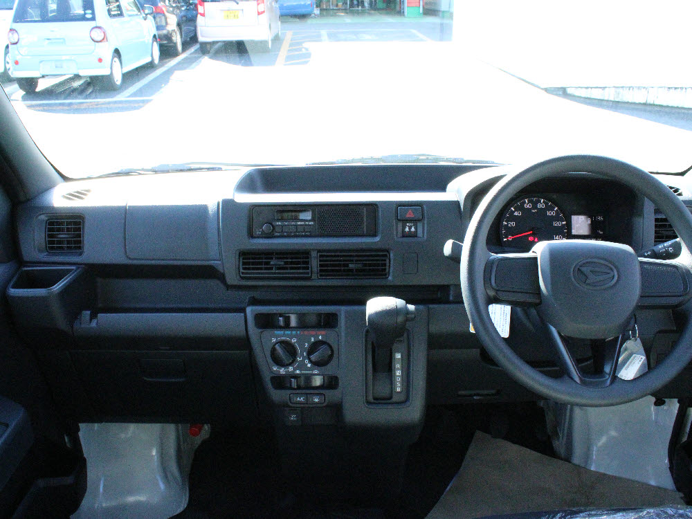 ダイハツ　ハイゼットカーゴ　デラックス18枚目