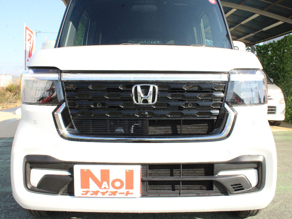 ホンダ N BOXカスタム ベース(社外8インチナビ)10枚目