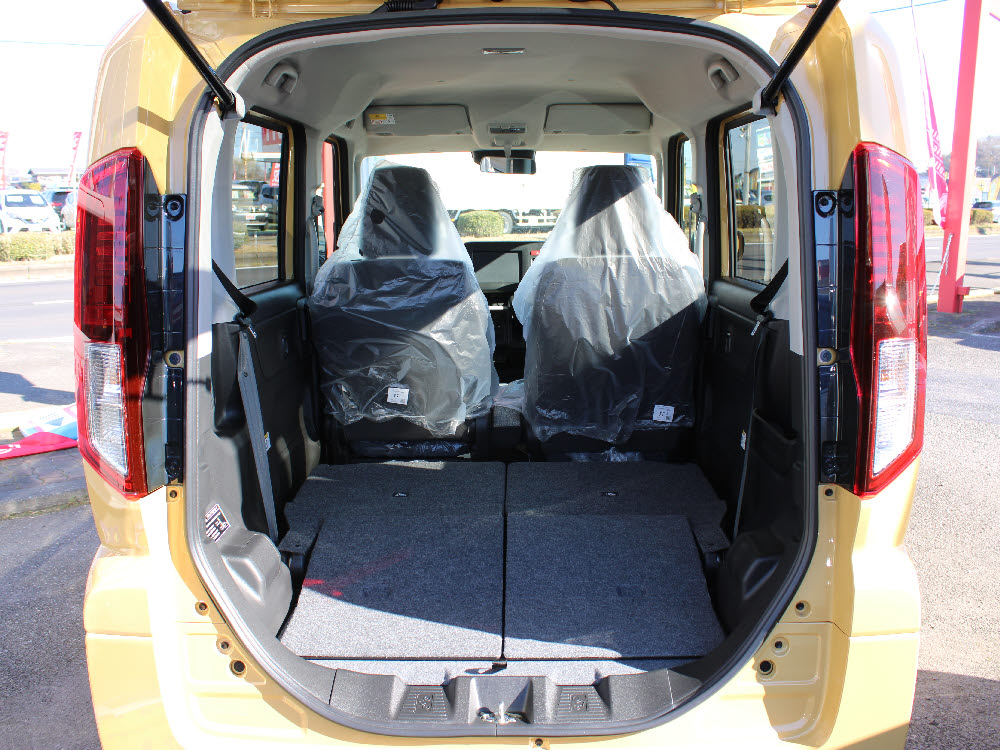 スズキ　スペーシア　G　2WD13枚目