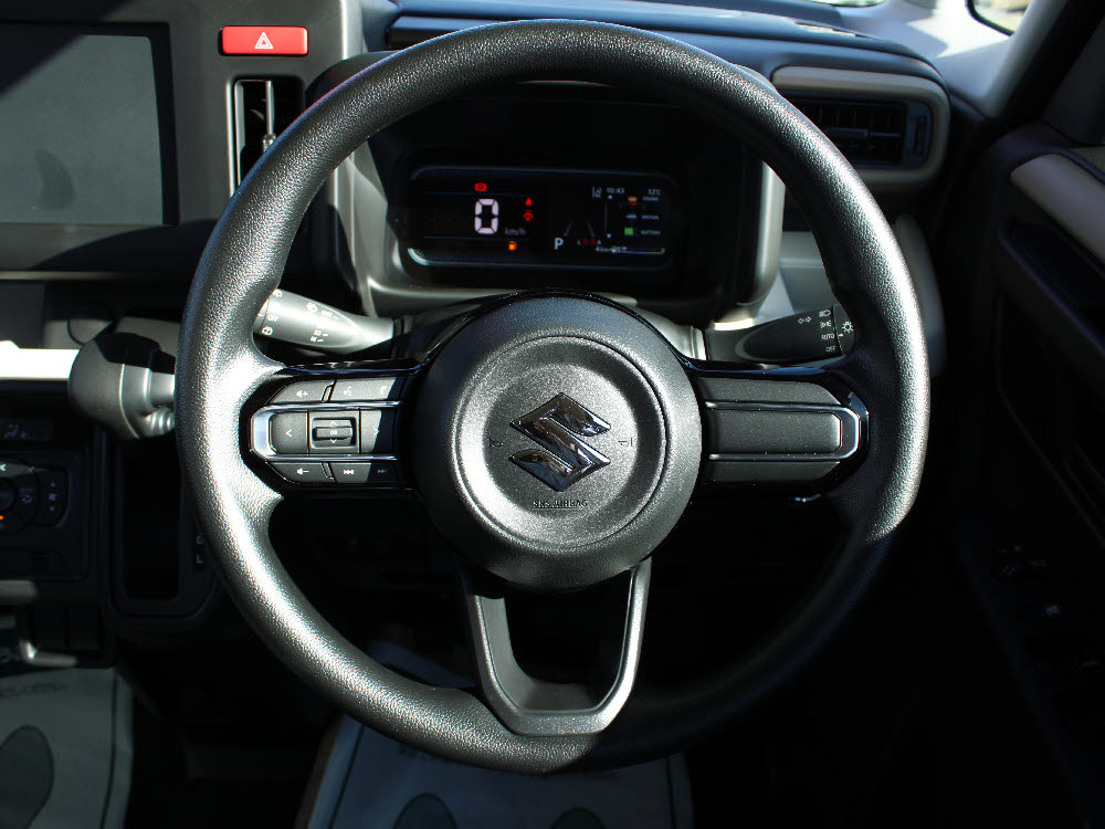 スズキ　スペーシア　G　2WD17枚目