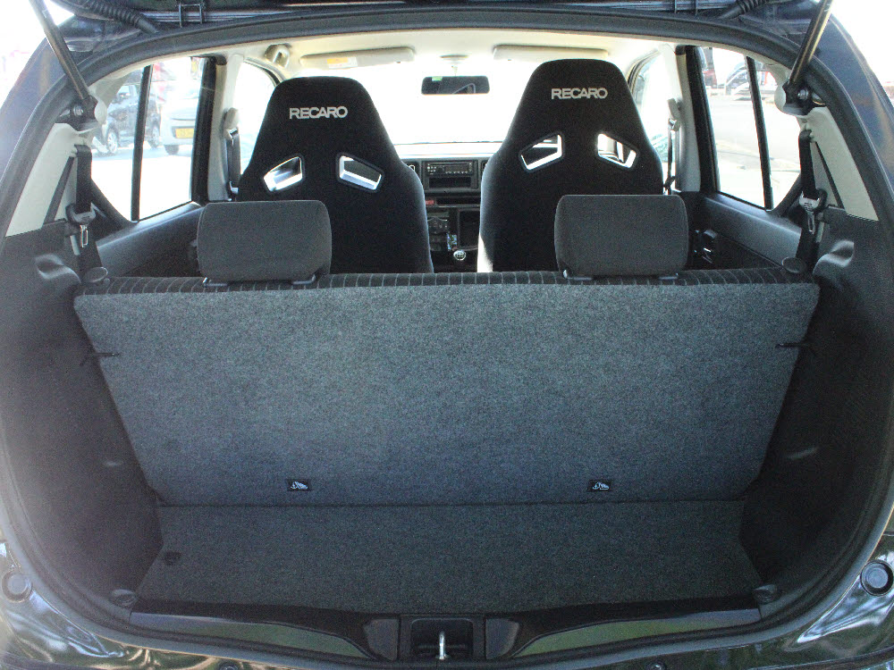 スズキ　アルト　ワークス　ベースグレード12枚目