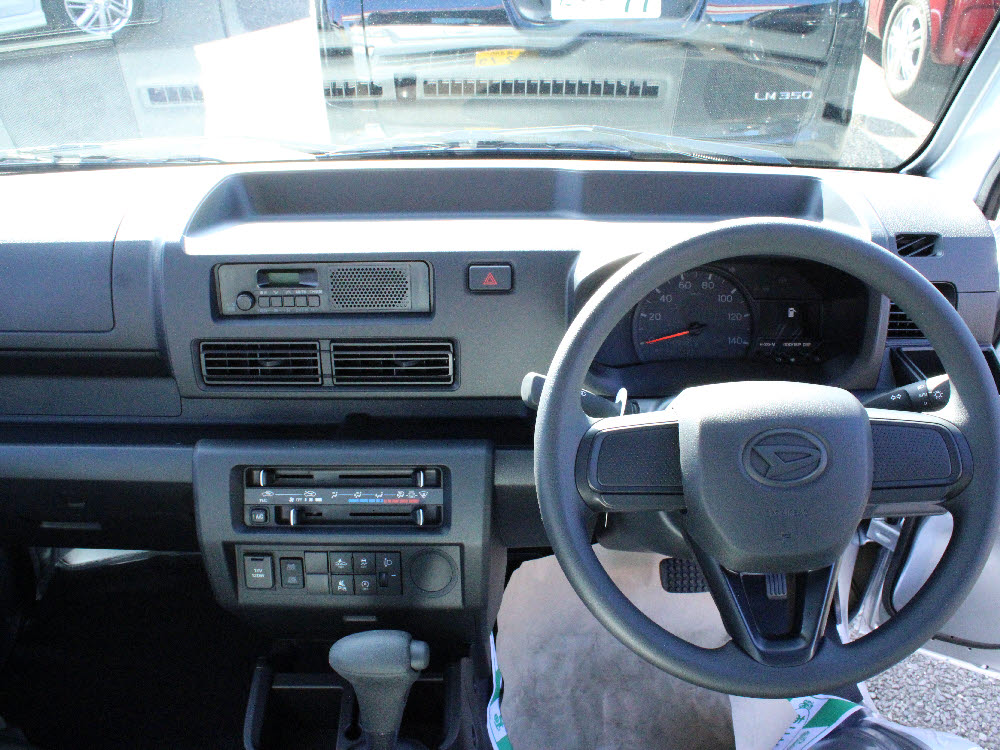 ダイハツ　ハイゼットトラック　スタンダード　CVT16枚目