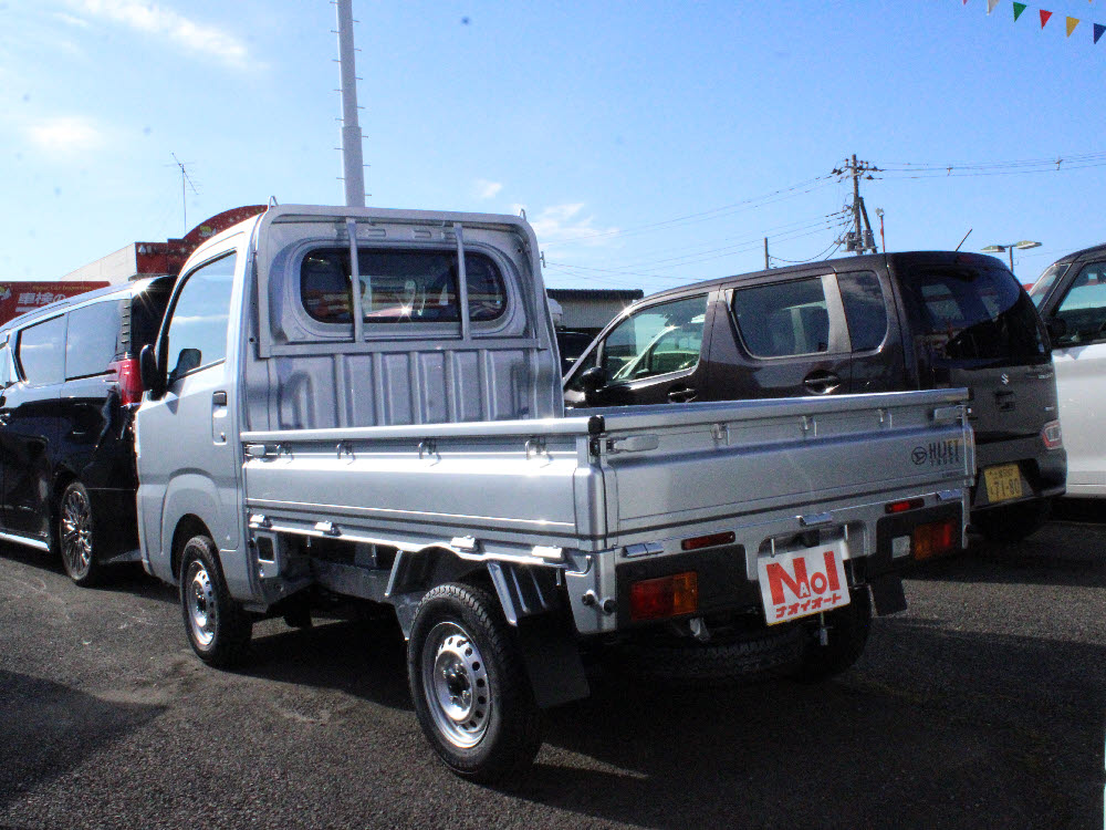 ダイハツ　ハイゼットトラック　スタンダード　CVT6枚目