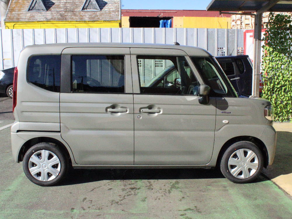 スズキ　スペーシア　HYBRID G3枚目