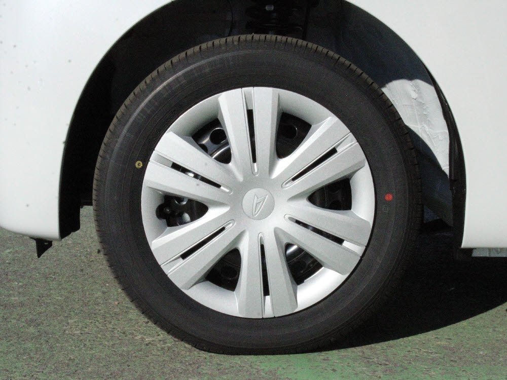 ダイハツ　タント　L　アップグレードパック13枚目