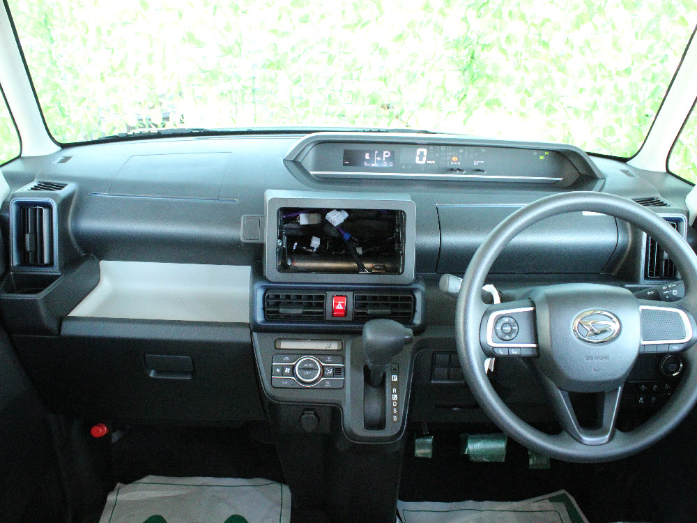 ダイハツ　タント　L　アップグレードパック18枚目