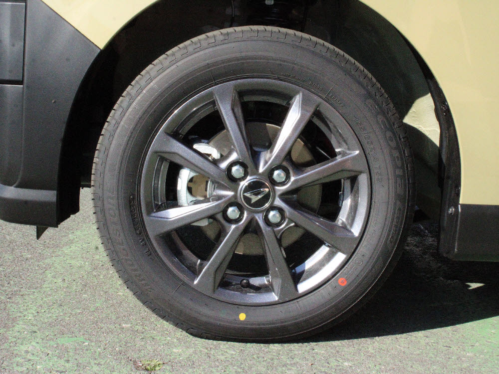 ダイハツ　タントファンクロス　9DO13枚目