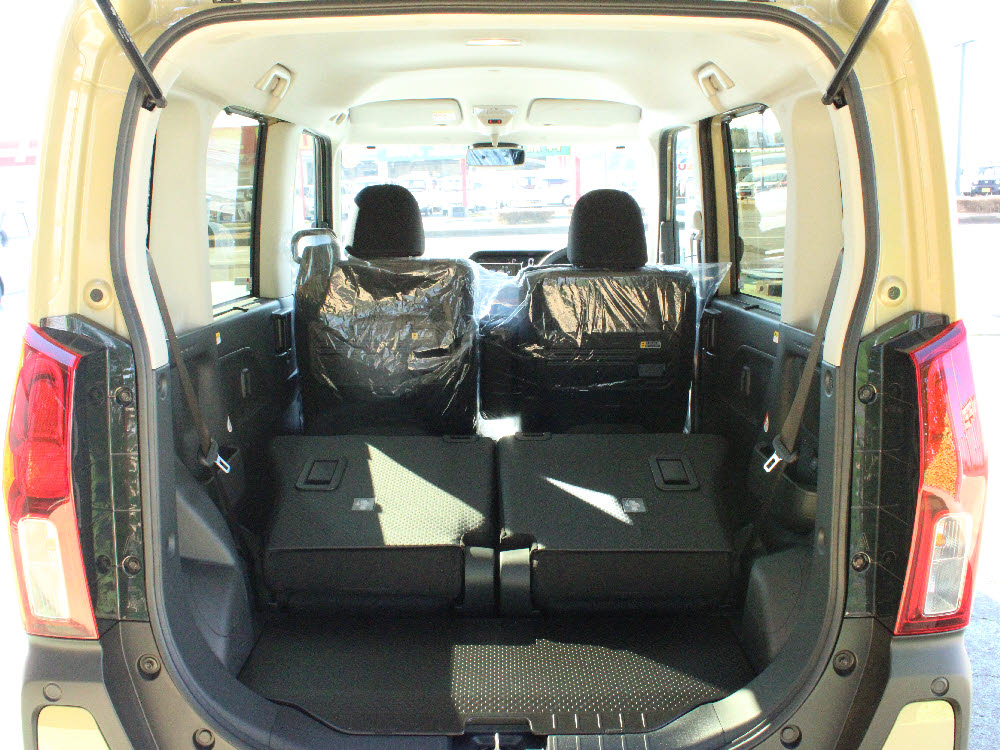 ダイハツ　タントファンクロス　9DO15枚目