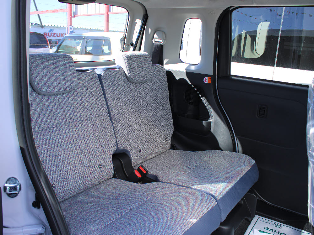 ダイハツ　ムーヴキャンバス　ストライプスX UGP ODレス16枚目