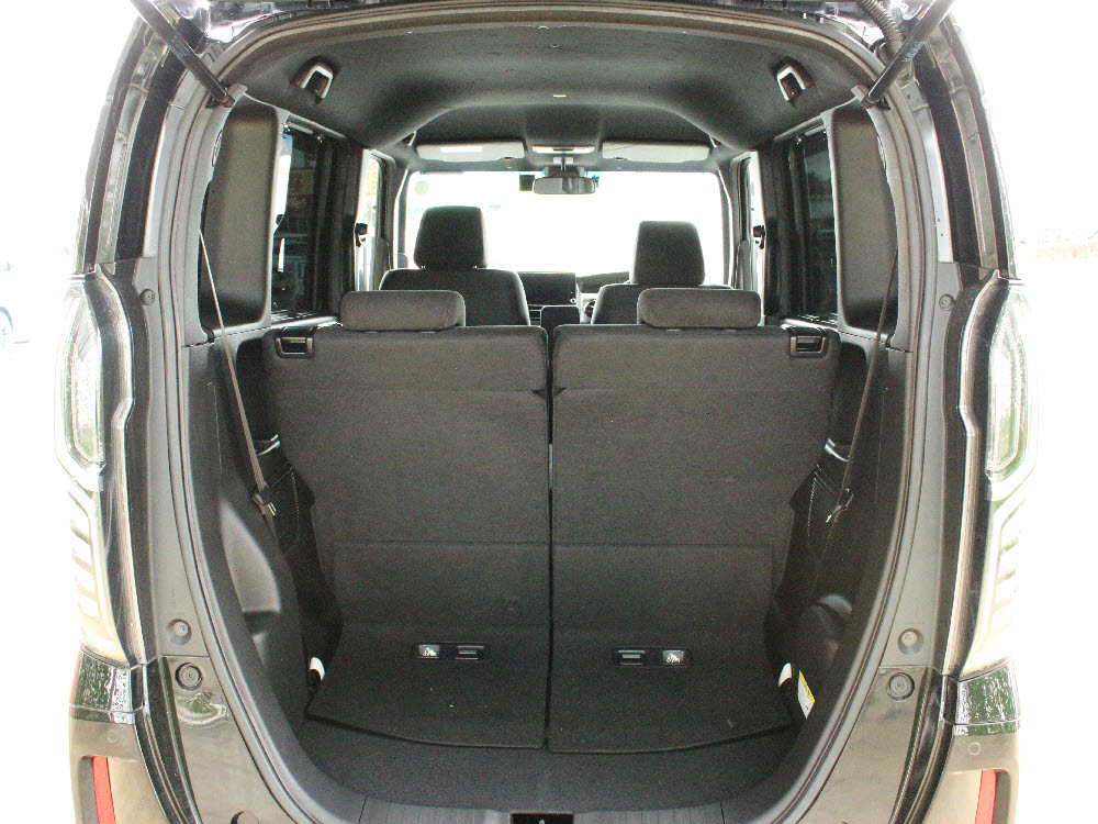 ホンダ　Ｎ ＢＯＸカスタム　L15枚目