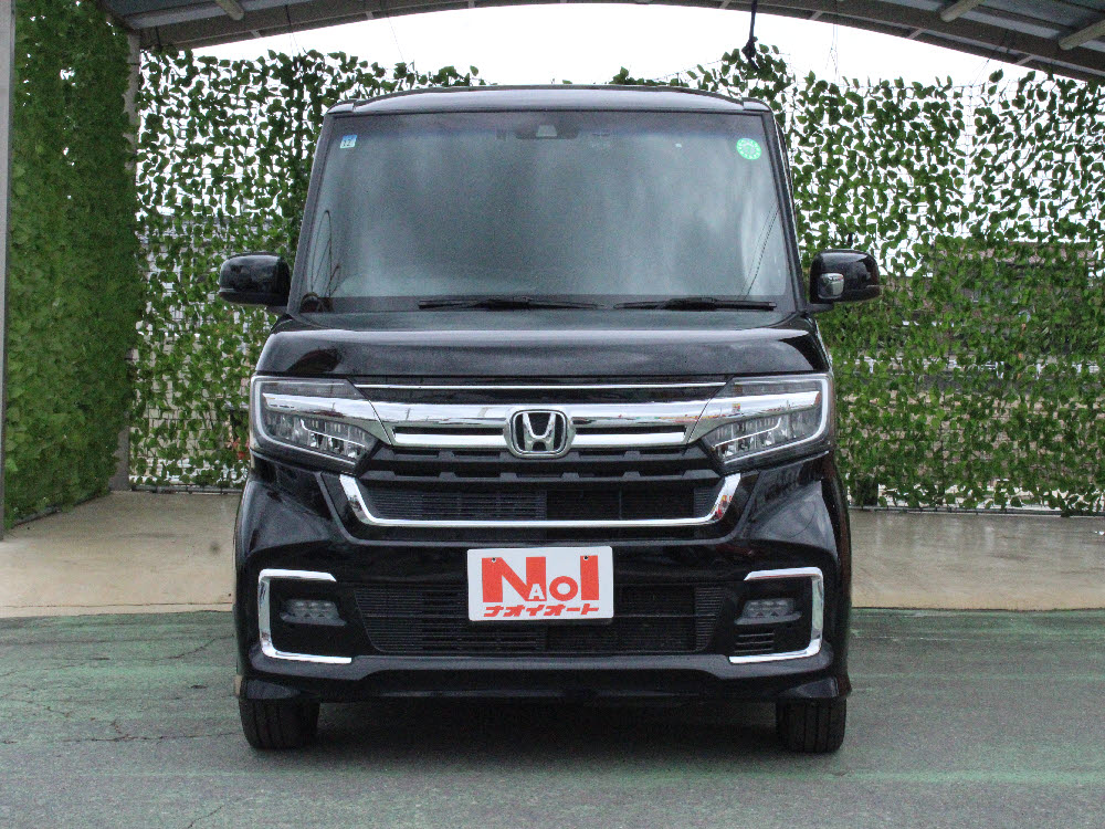 ホンダ　Ｎ ＢＯＸカスタム　L1枚目