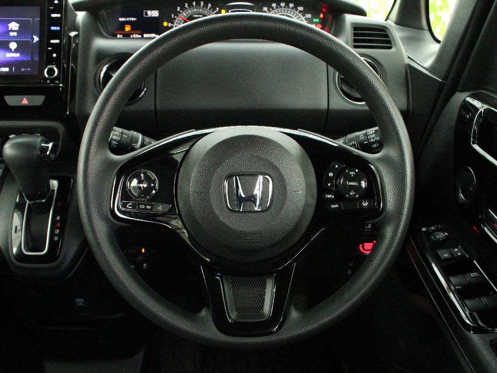 ホンダ　Ｎ ＢＯＸカスタム　L19枚目