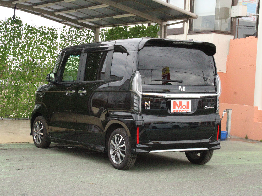 ホンダ　Ｎ ＢＯＸカスタム　L6枚目