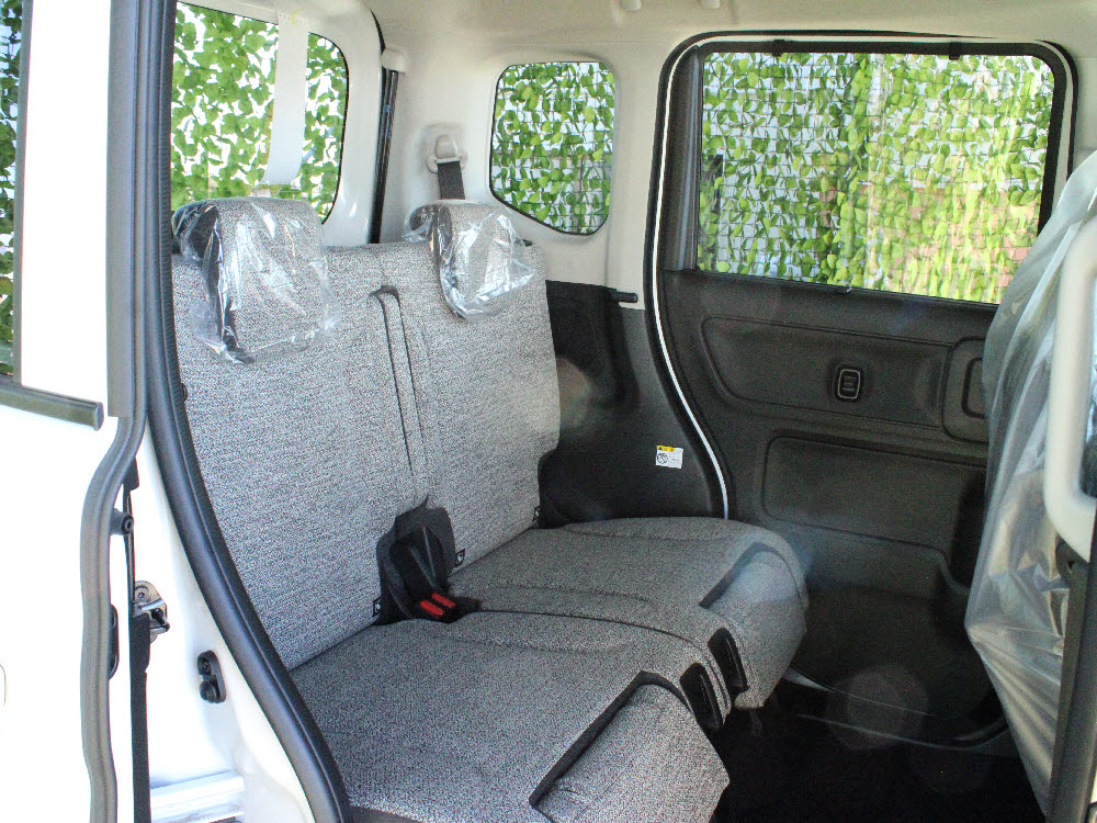 スズキ　スペーシア　HYBRID　X　ODレス14枚目