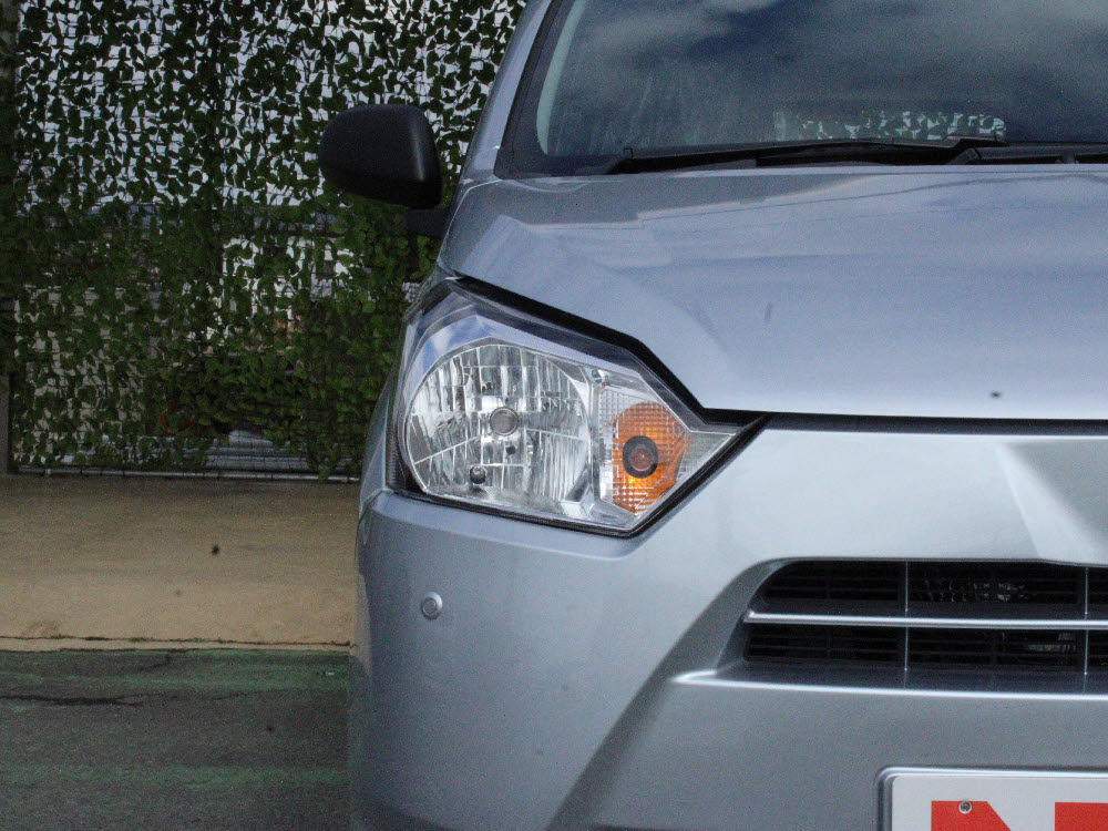 ダイハツ　ミライース　L　SAⅢ　ODレス9枚目