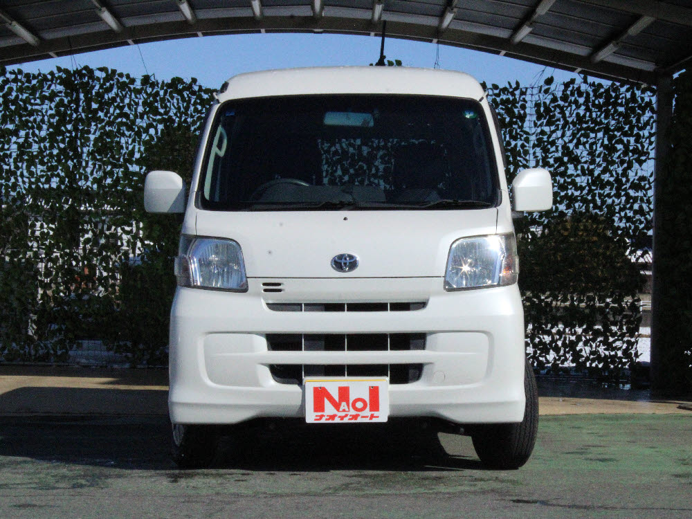 トヨタ　ピクシスバン　クルーズターボ　4WD1枚目
